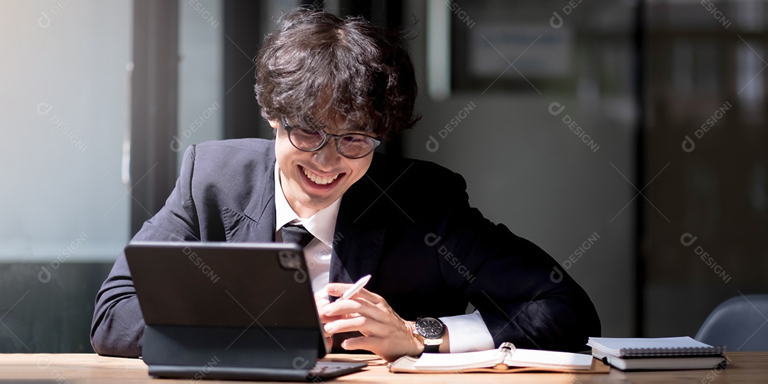 Videoconferência online e Reunião digital. Empresário discute