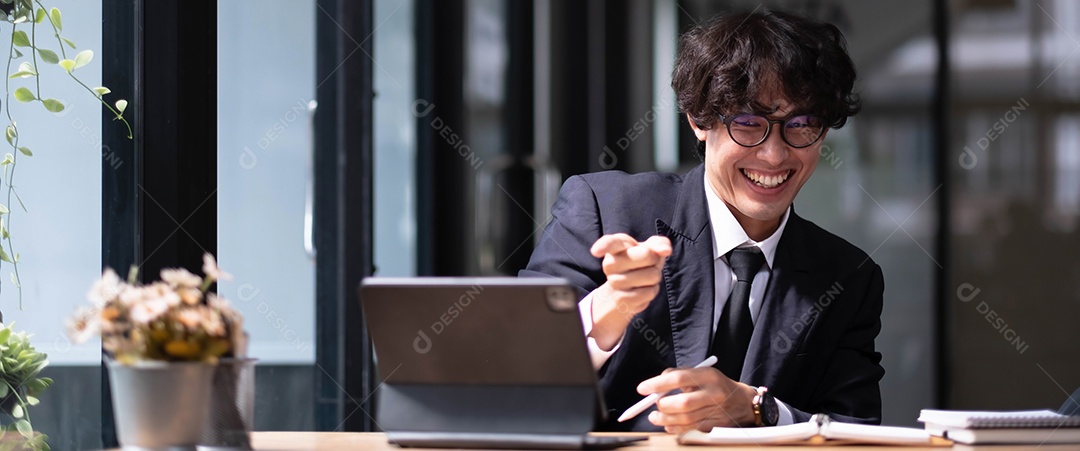 Videoconferência online e Reunião digital. Empresário discute