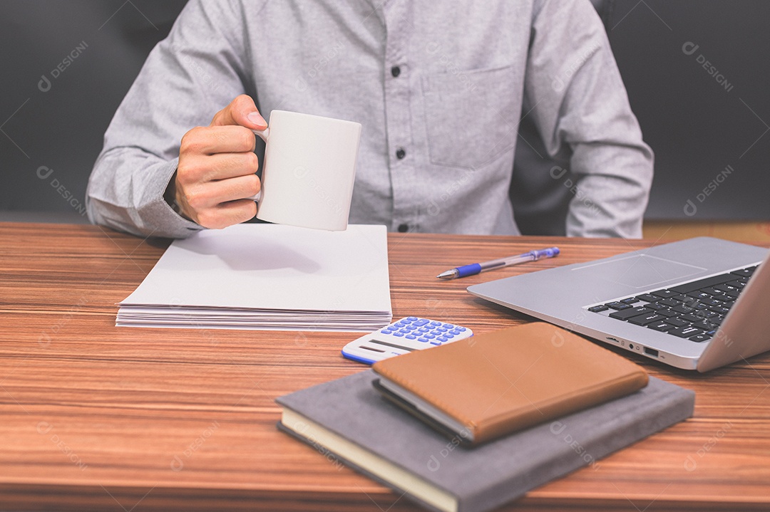 Leituras humanas aumentam o conhecimento e a habilidade