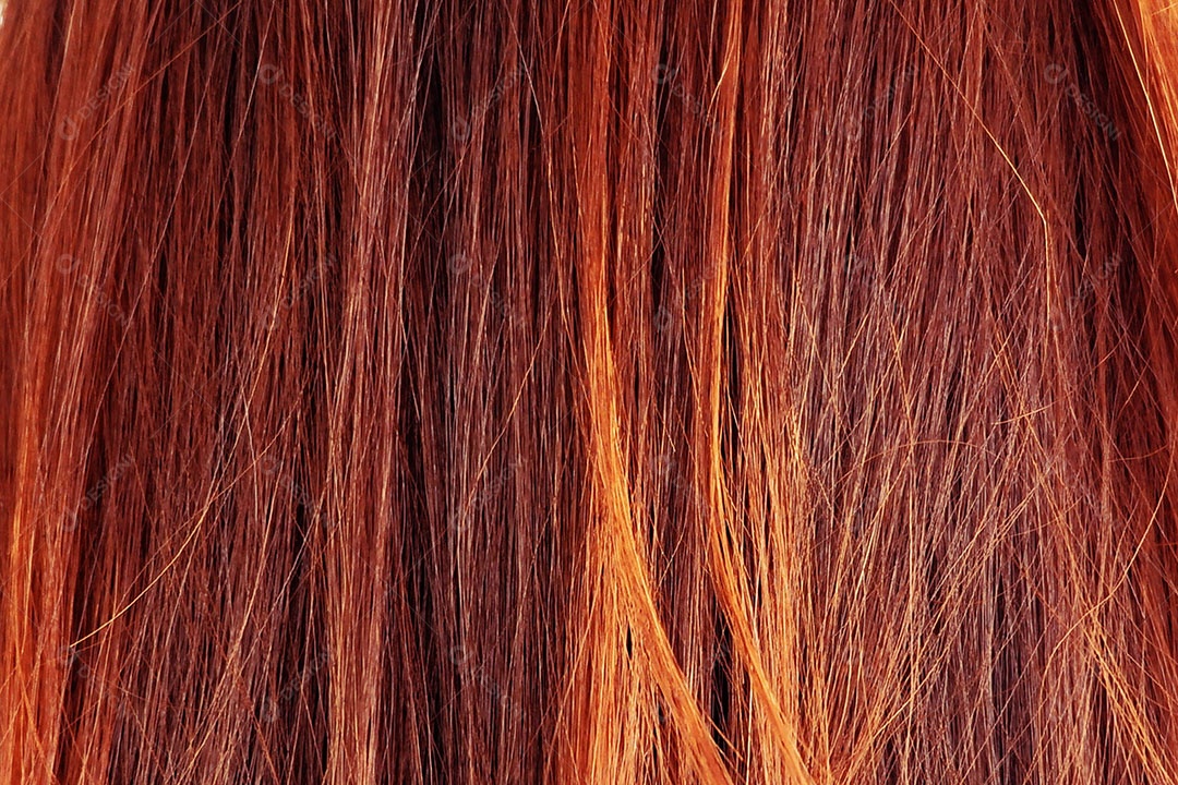A textura dos penteados asiáticos é moda de cabelo castanho de mulher bonita