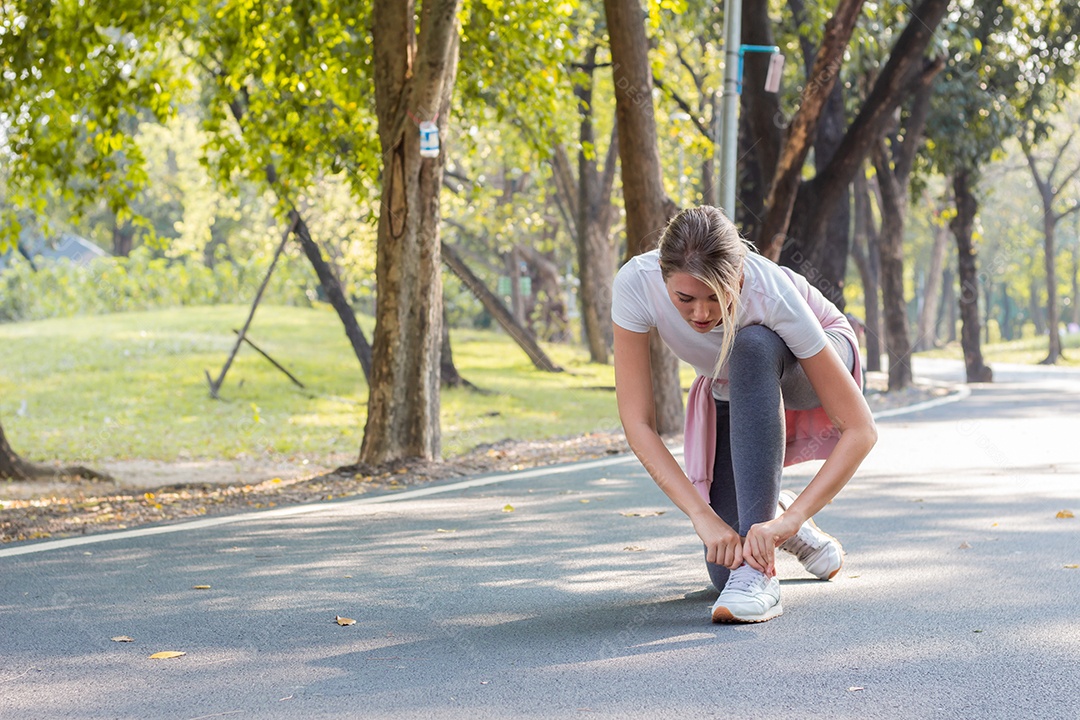 As mulheres estão se preparando para correr.