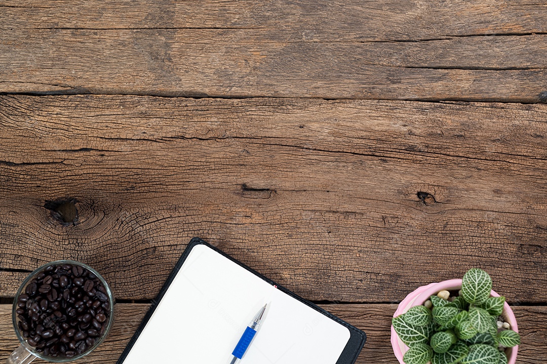 Memórias do conceito de notebook Na mesa Vista superior