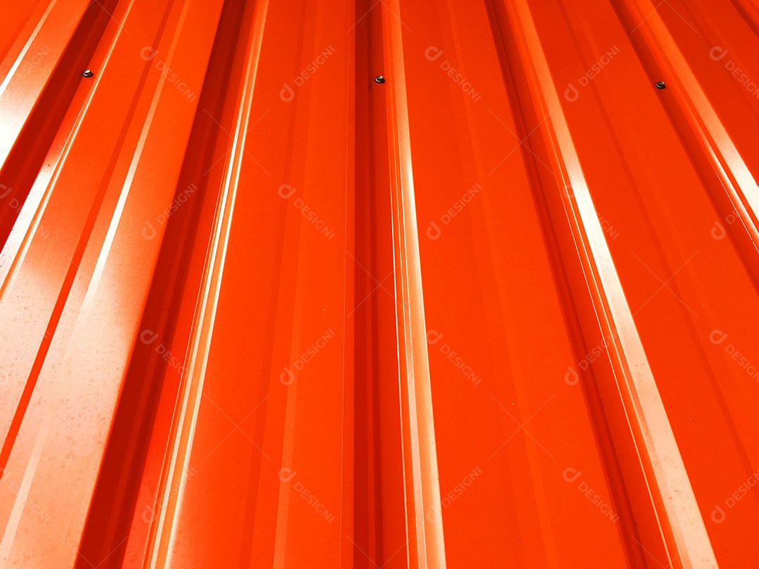 Portão de uma casa com uma tinta fresca