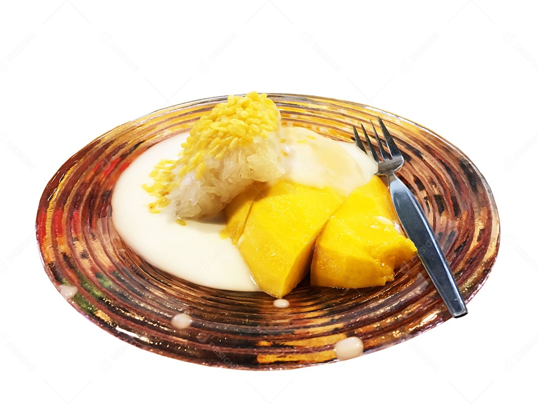 Prato de comida sobre fundo isolado