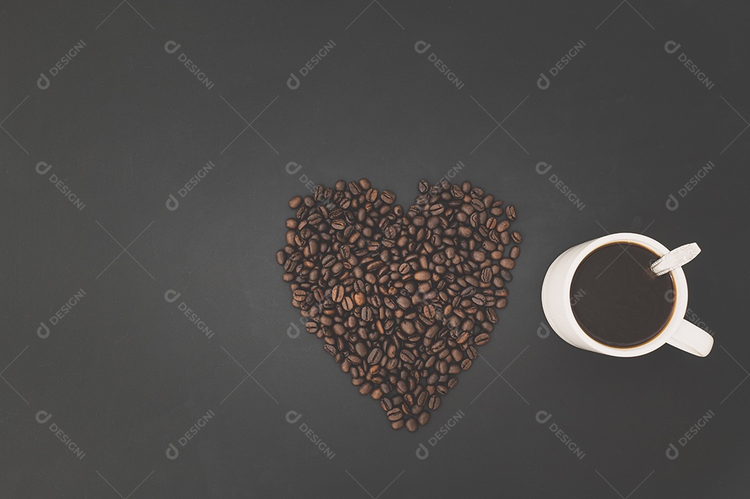 Eu amo a ideia de beber café