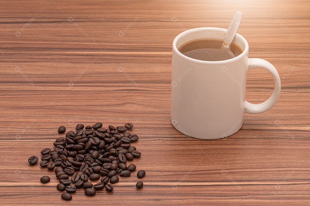 Adoro ler, escrever livros, beber café