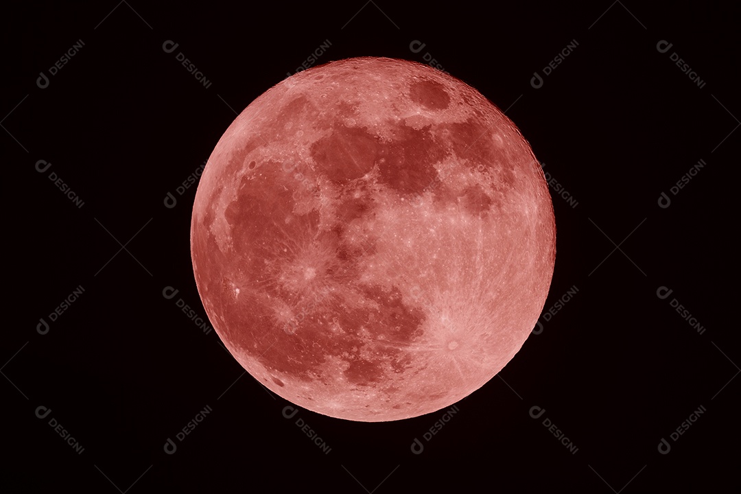 Lua cheia de sangue na noite escura