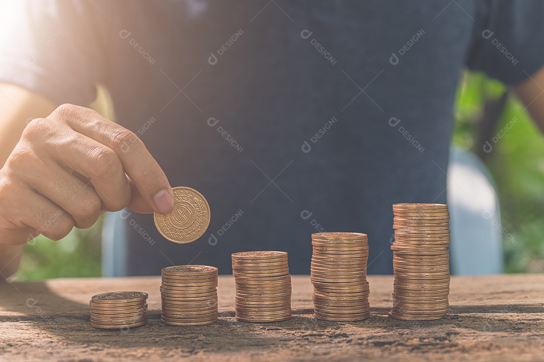 Moedas empilhadas, conceito de crescimento financeiro