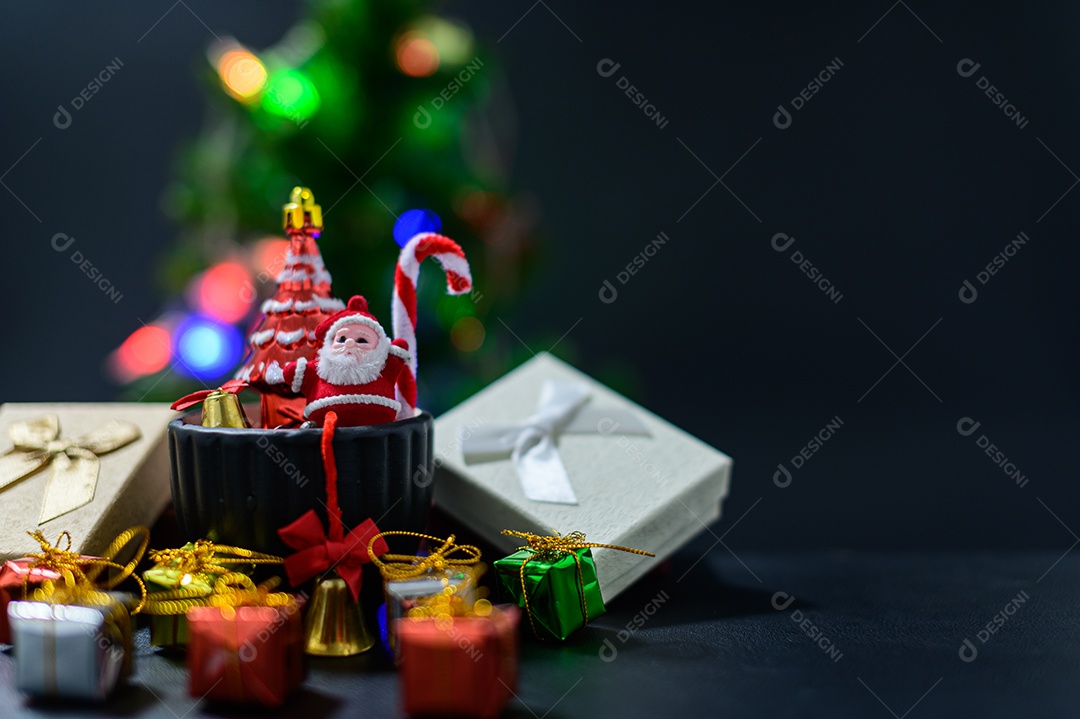 Fundo de noite de neve de caixa de presente de feliz natal