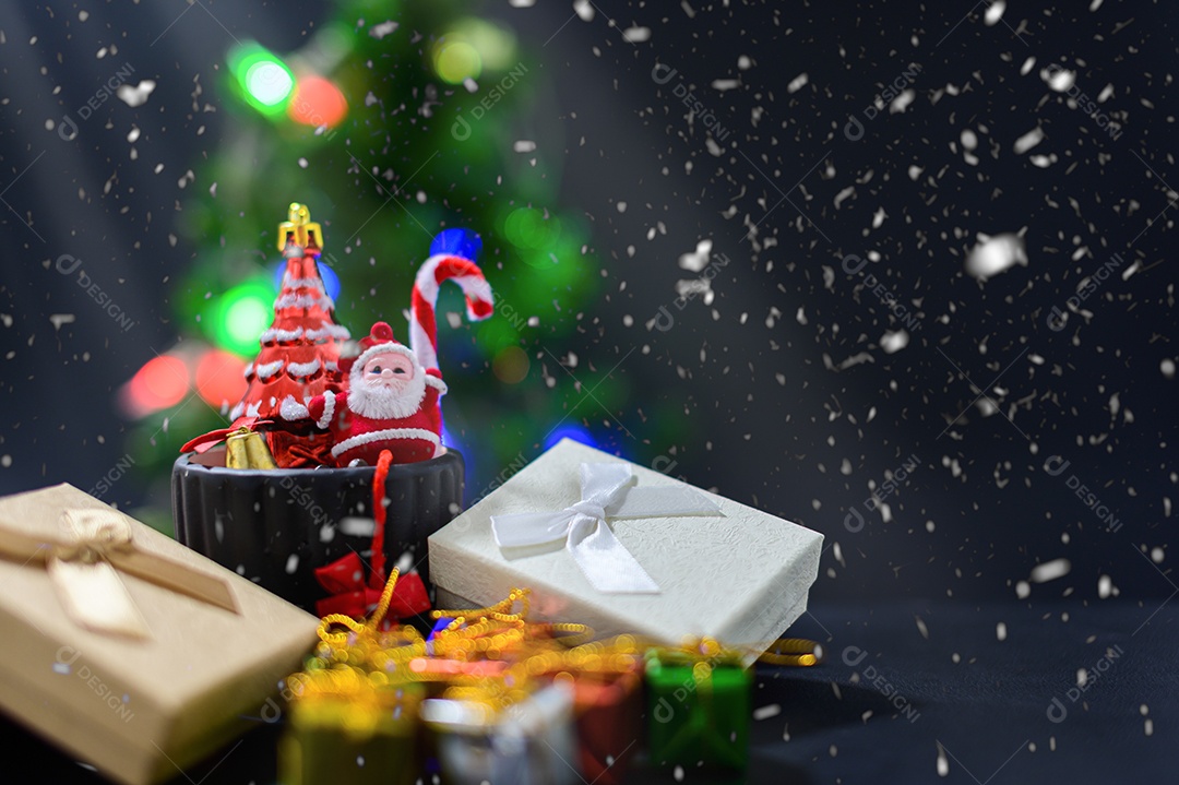 Fundo de noite de neve de caixa de presente de feliz natal