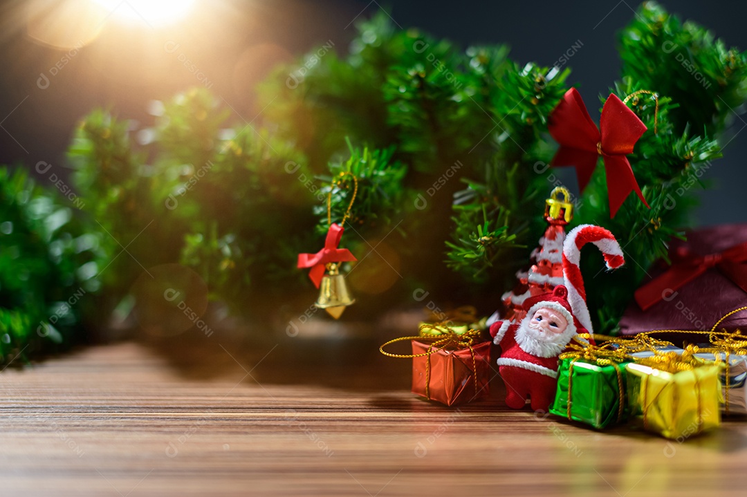 Caixa de presente feliz natal fundo isolado