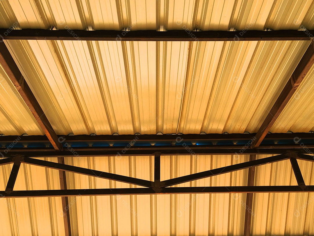 Teto de um galpão