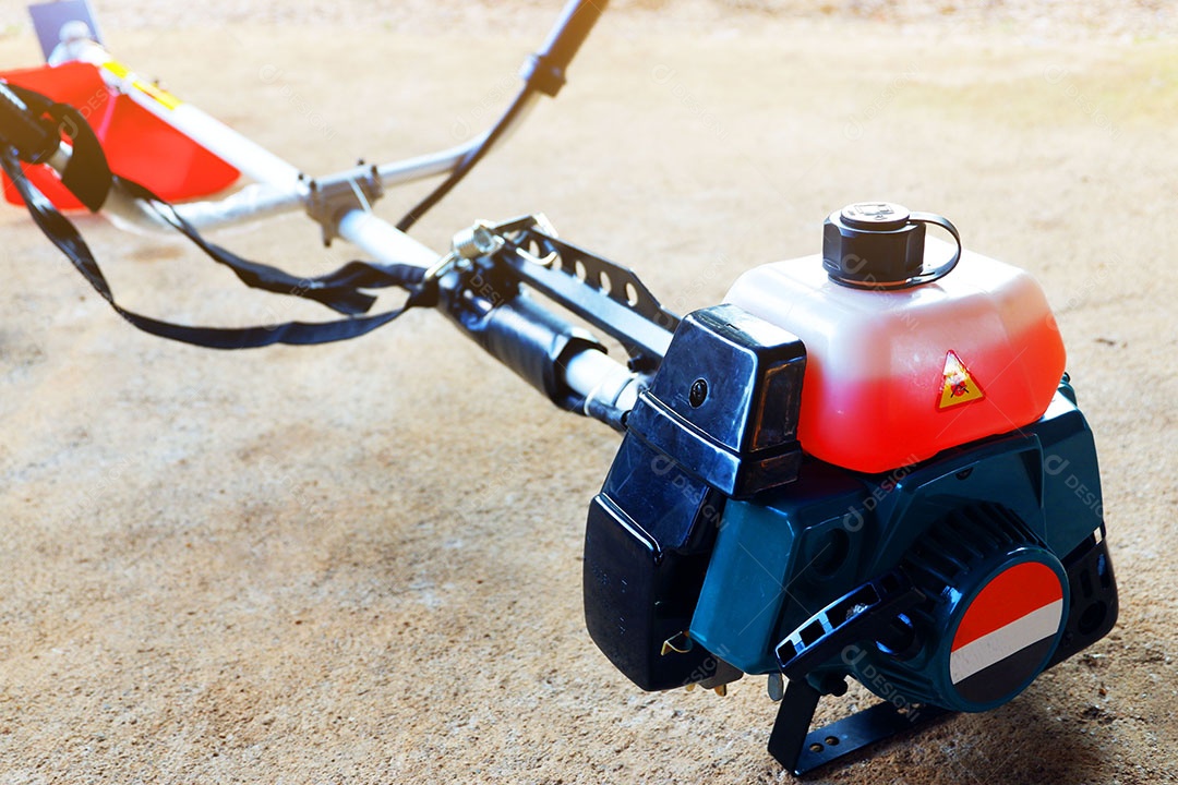 O cortador de grama é um tipo de faixa do cortador de grama