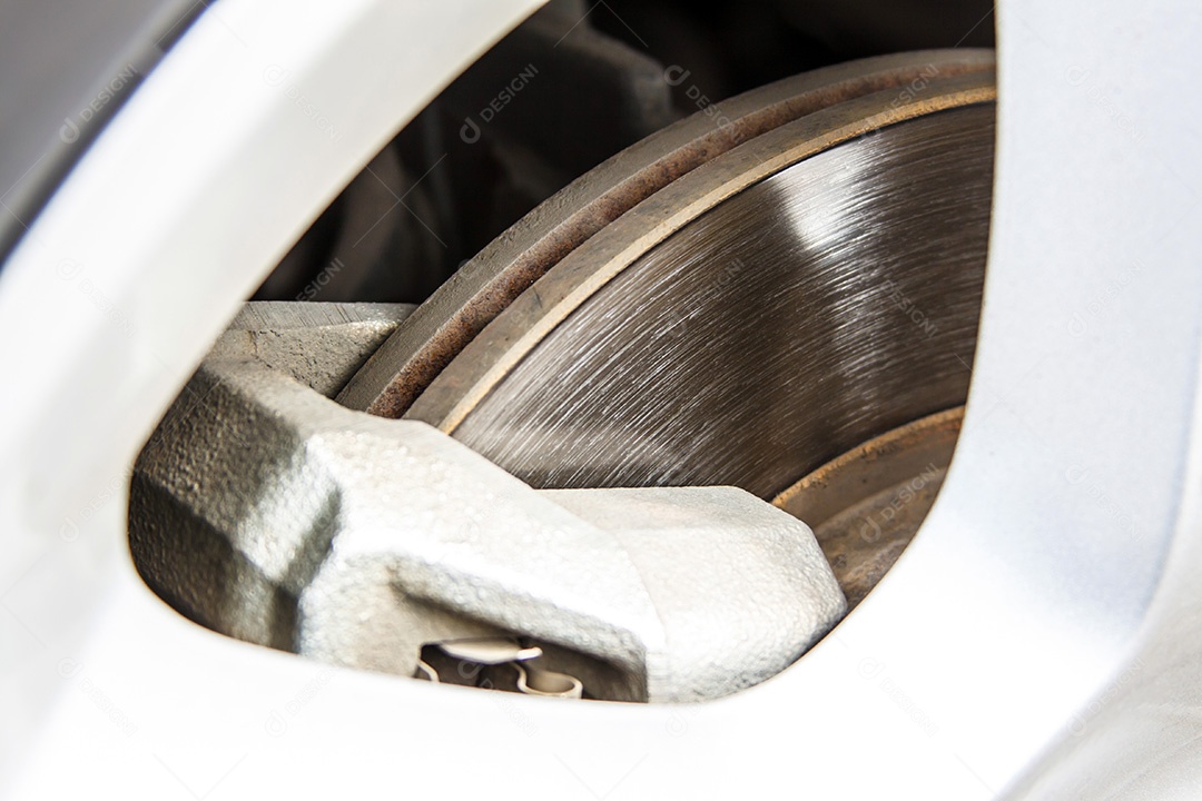 Freio a disco com roda de liga leve