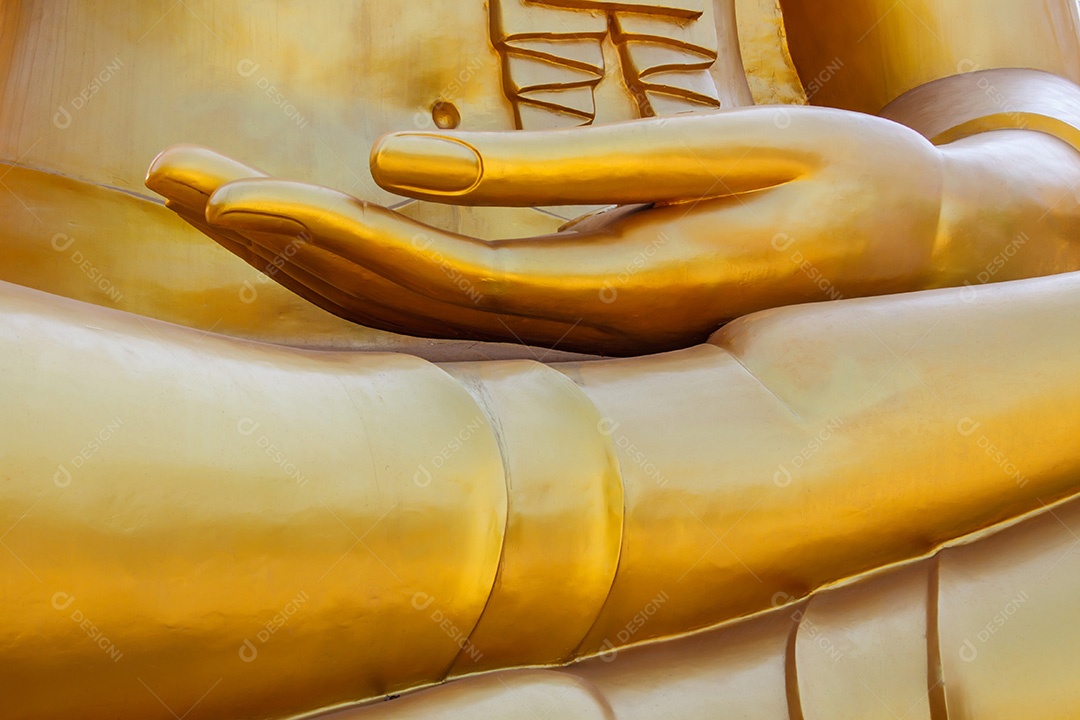 Estátua abstrata de Buda de ouro, Tailândia