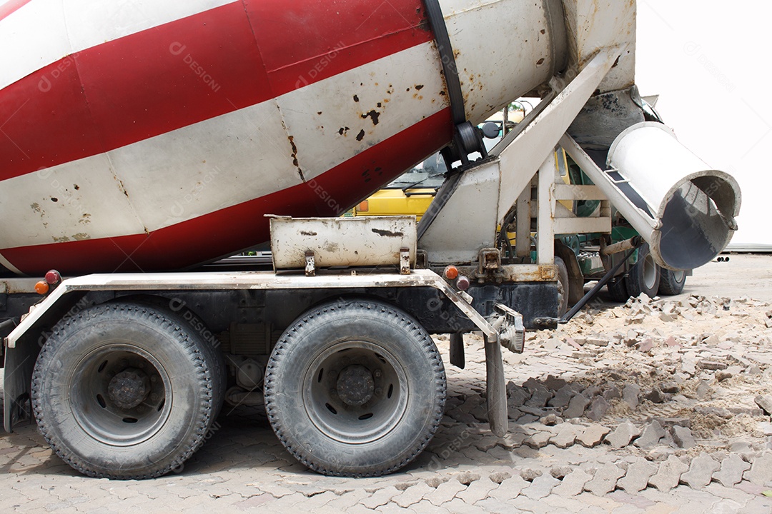 Transporte de caminhão betoneira