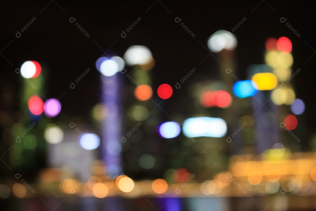 Bokeh colorido da cidade à noite