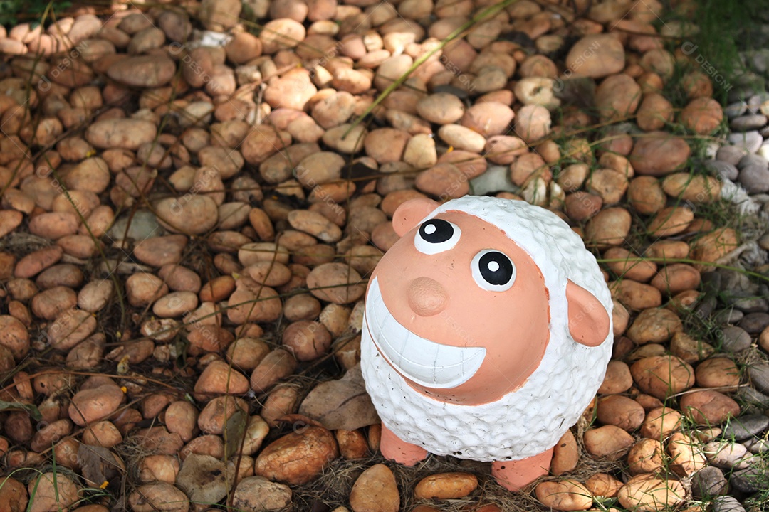 Ovelha decoração de jardim