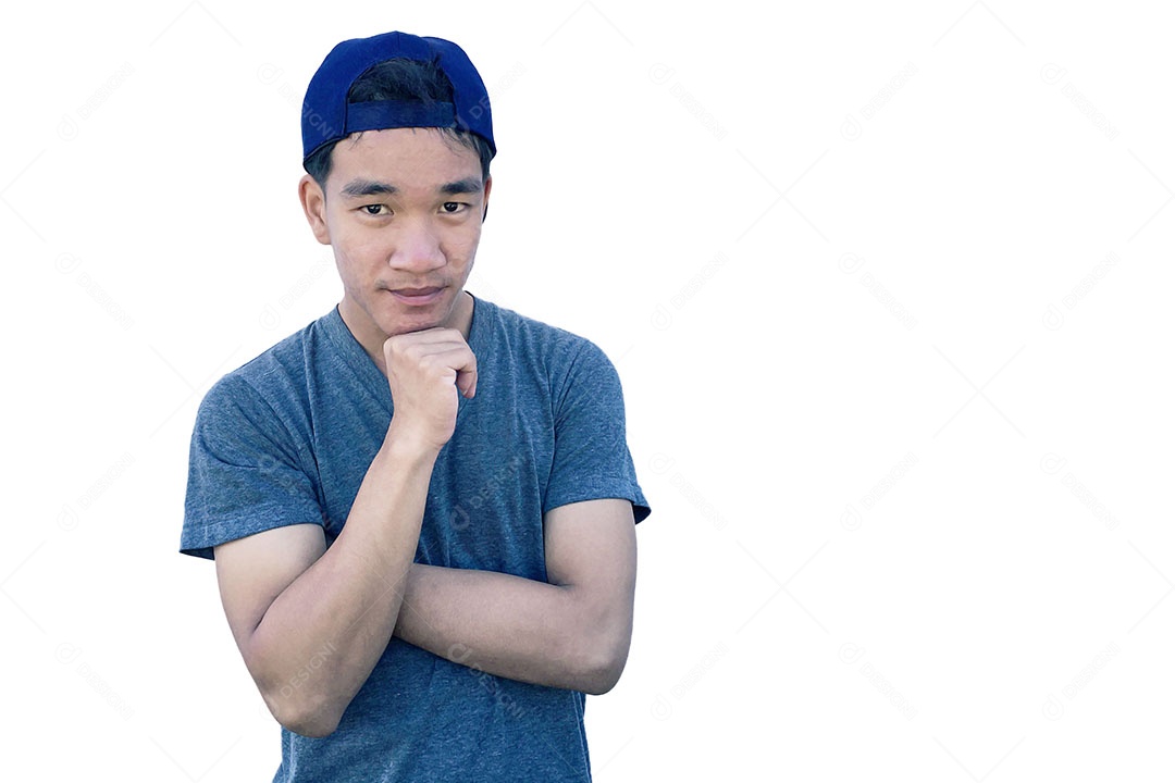 Menino jovem usando boné