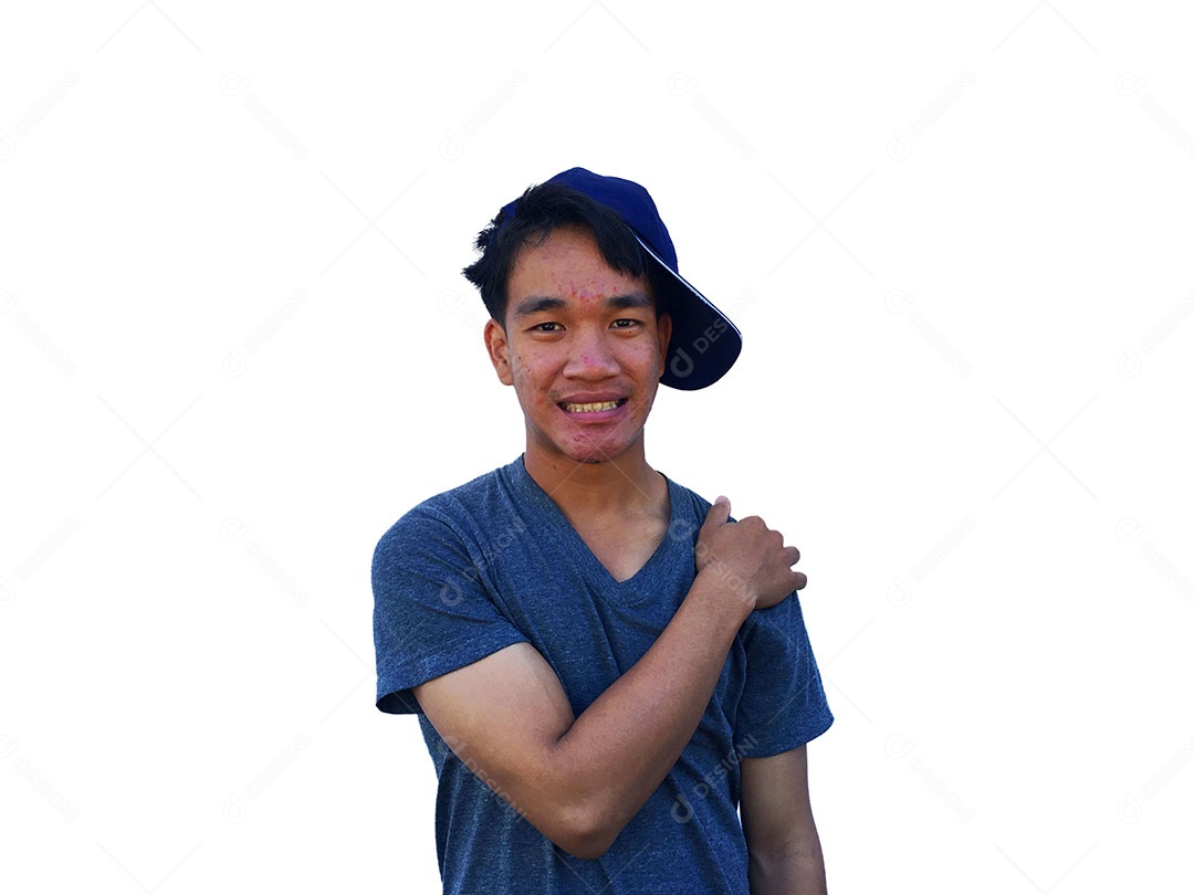 Menino jovem usando boné