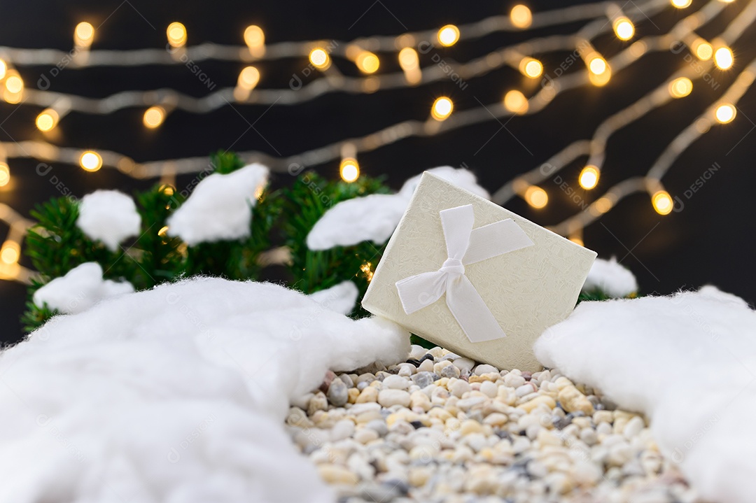 Fundo de noite de neve de caixa de presente de feliz natal
