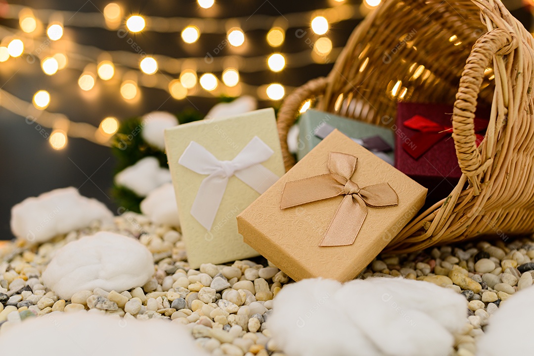 Fundo de noite de neve de caixa de presente de feliz natal