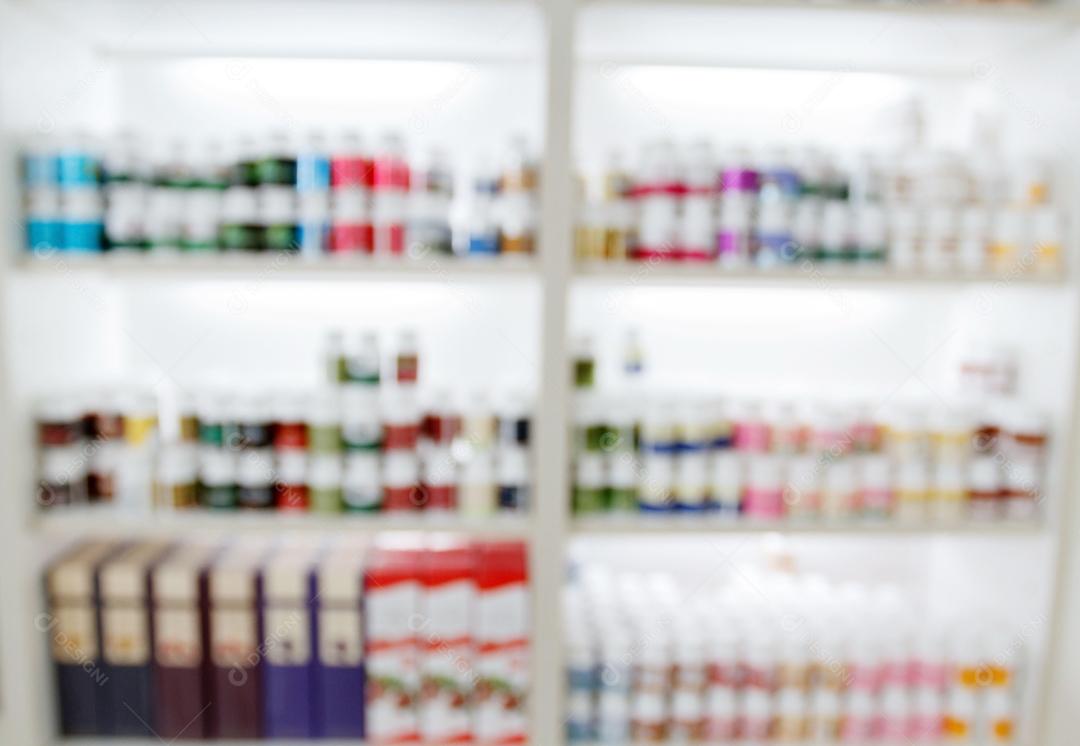 armário de remédios embaçado e loja de remédios e farmácia para segundo plano