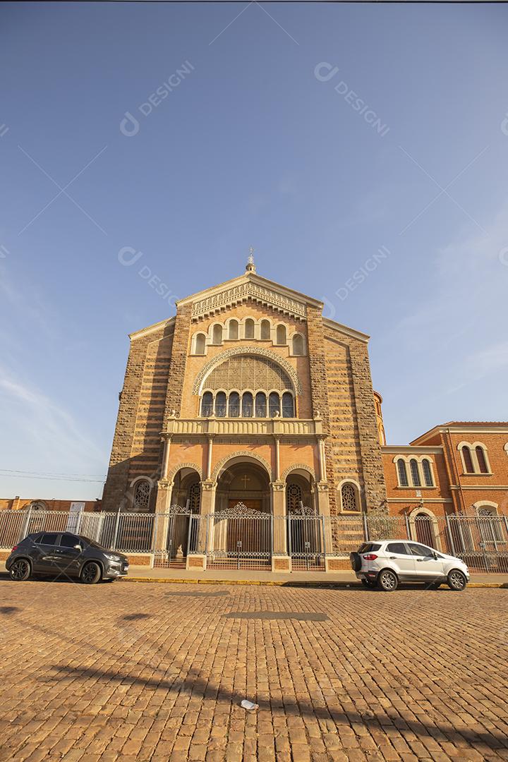 Foto da igreja de Santo Antônio localizada em ribeirão preto