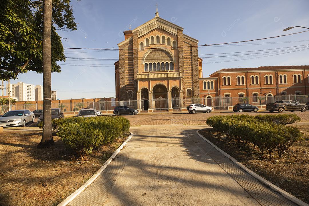 Foto da igreja de Santo Antônio localizada em ribeirão preto