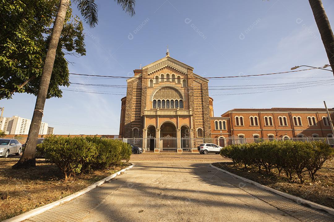 Foto da igreja de Santo Antônio localizada em ribeirão preto