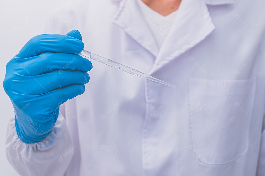 Cientistas estão experimentando uma vacina contra germes.