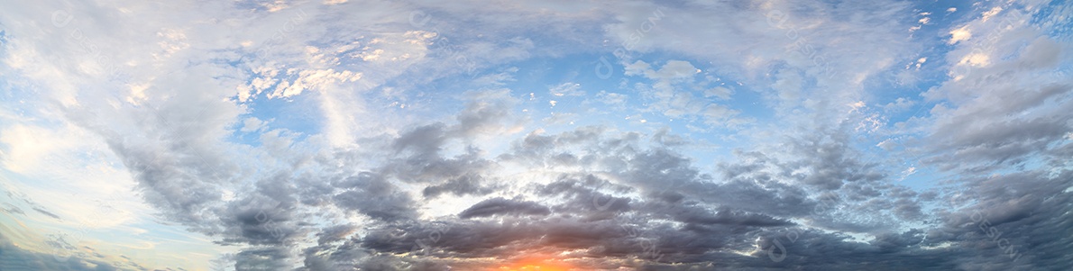 Céu e nuvens durante o dia