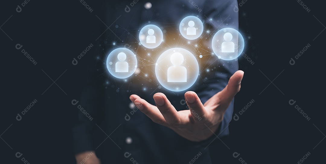 Mão segurando, símbolo, pessoas se comunicando através de redes sociais, em todo o mundo, ilustração.