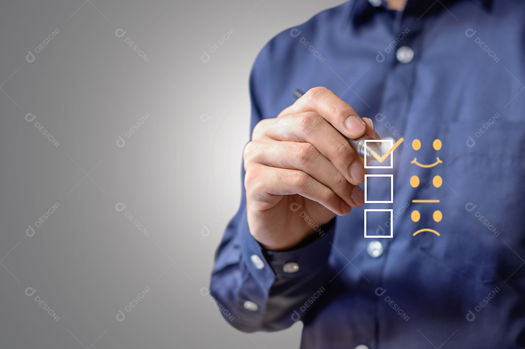 Símbolo do tick do cliente foi dado à satisfação dos funcionários.