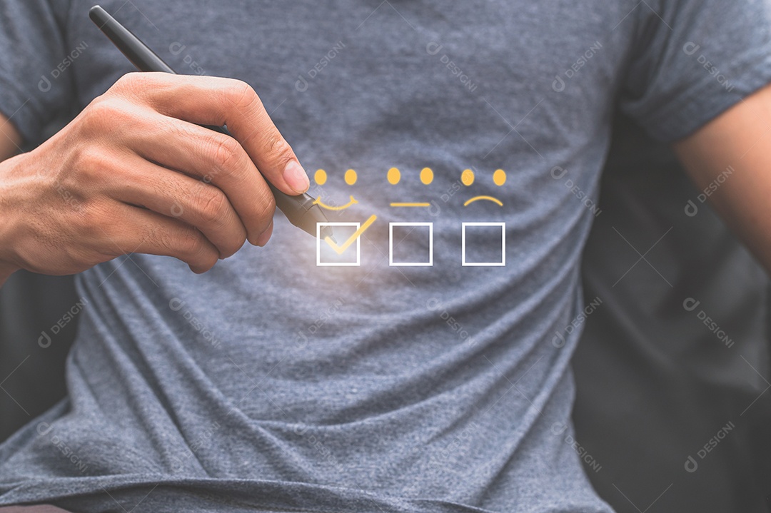 Símbolo do tick do cliente foi dado à satisfação dos funcionários.