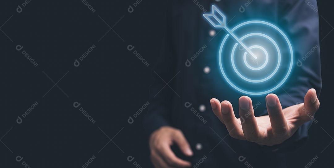 Mão segurando símbolo meta conceito negócios com ilustração de propósito