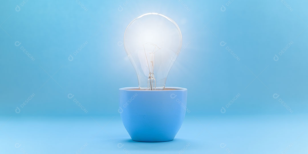 Conceito de lâmpada nova ideia