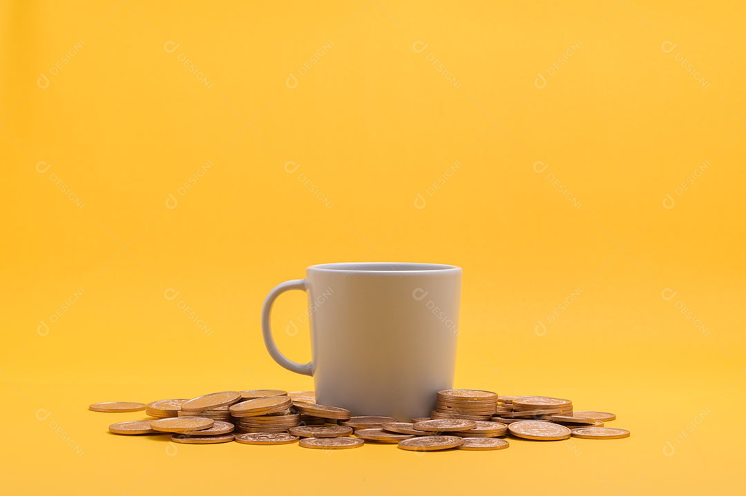 Economizar dinheiro, investir em ações, crescimento financeiro, renda