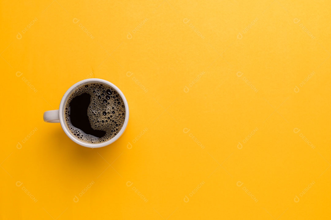 Adoro tomar café para aumentar a energia