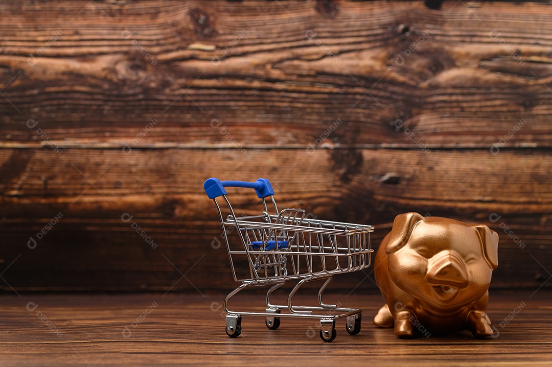 Cofrinho mostrando poupança, renda, investimentos, ações