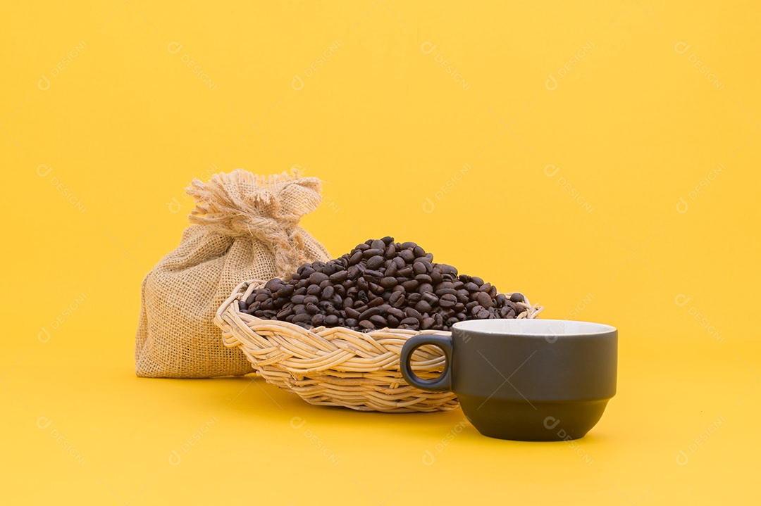 Adoro beber café para aumentar a energia