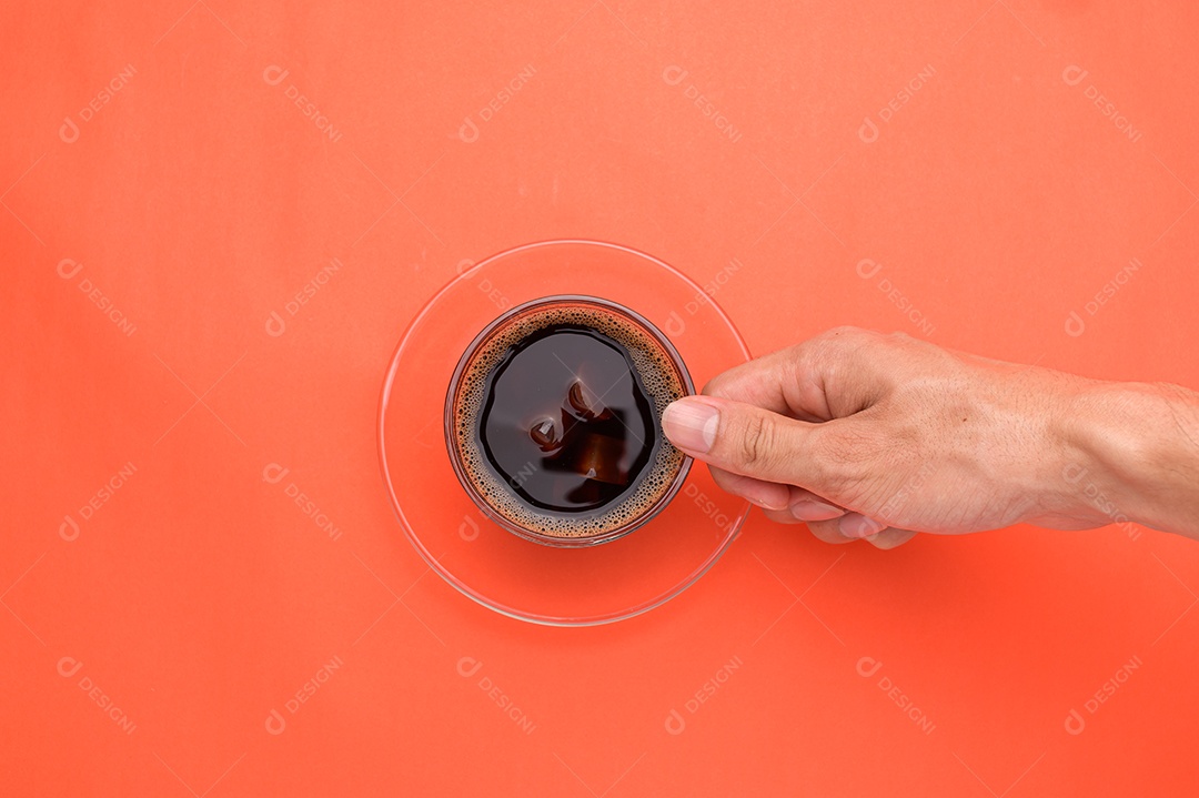 Adoro beber café para aumentar a energia