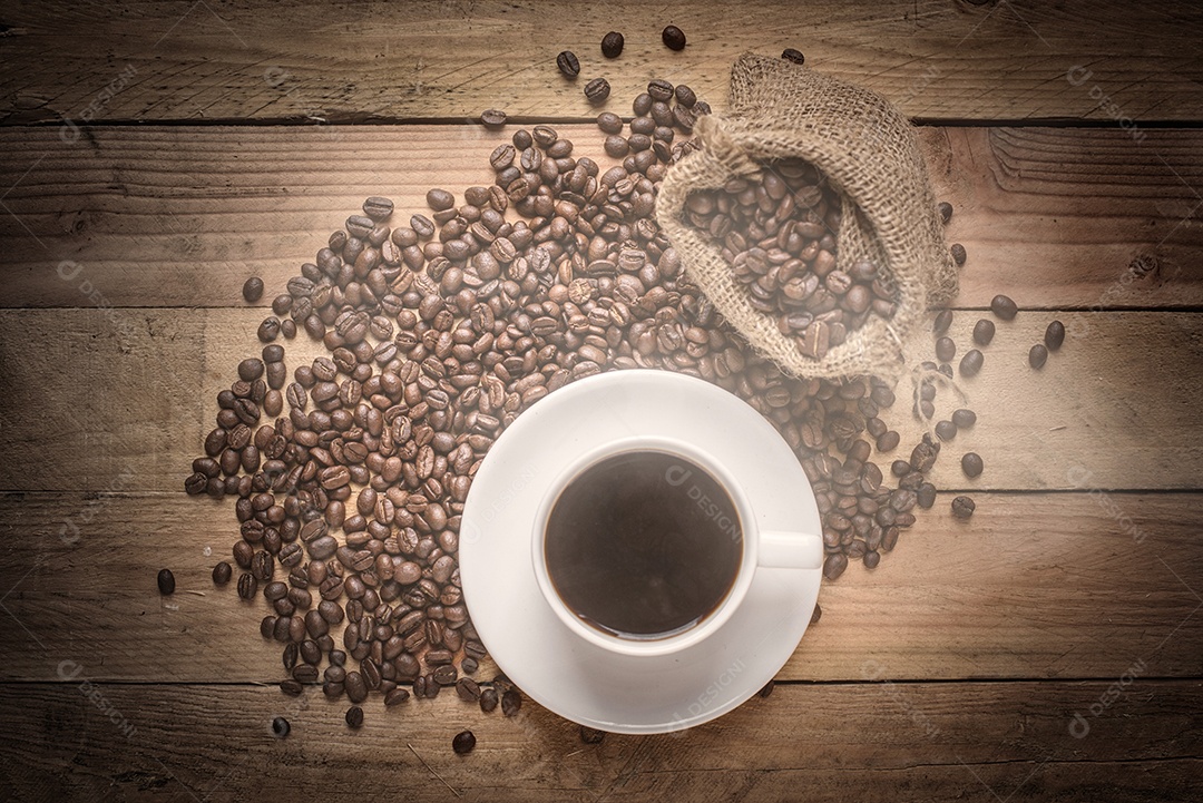 Xícara de café quente