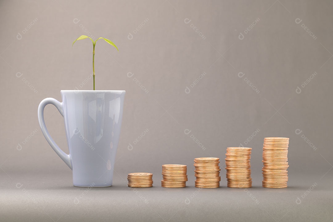 Conceito de moedas empilhadas Finanças para aumentar a renda, investir em ações