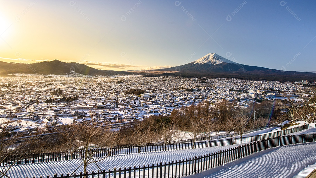 Vista aérea do Monte Fuji, Fujiyoshida, Japão