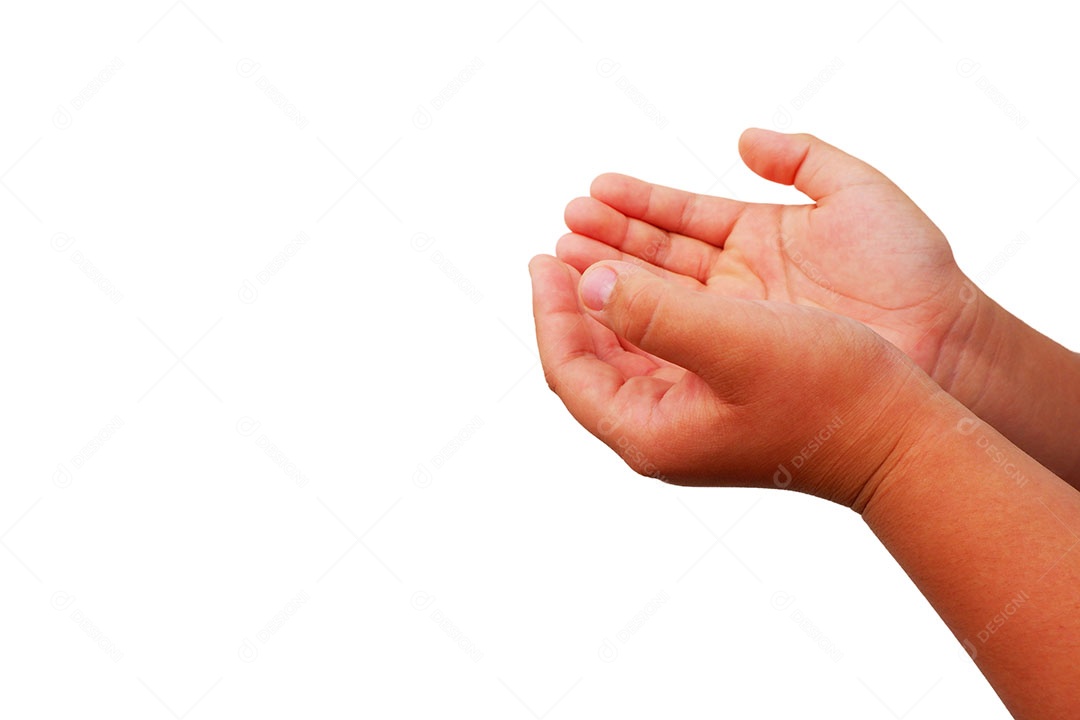 Mãos de pessoa sobre fundo isolado