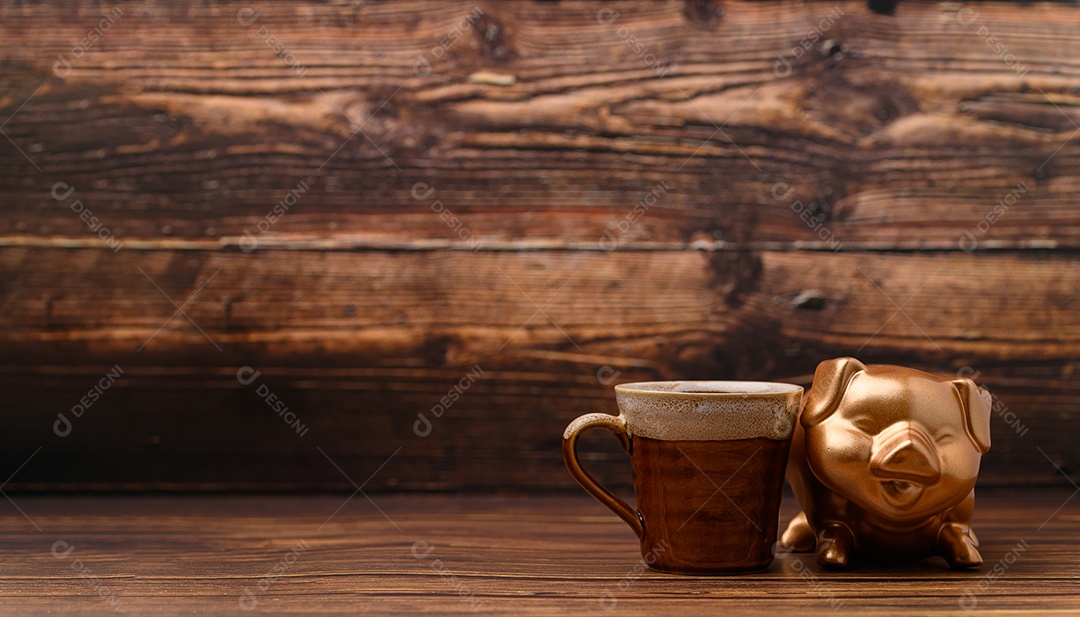 Cofrinho mostrando poupança, renda, investimentos, ações