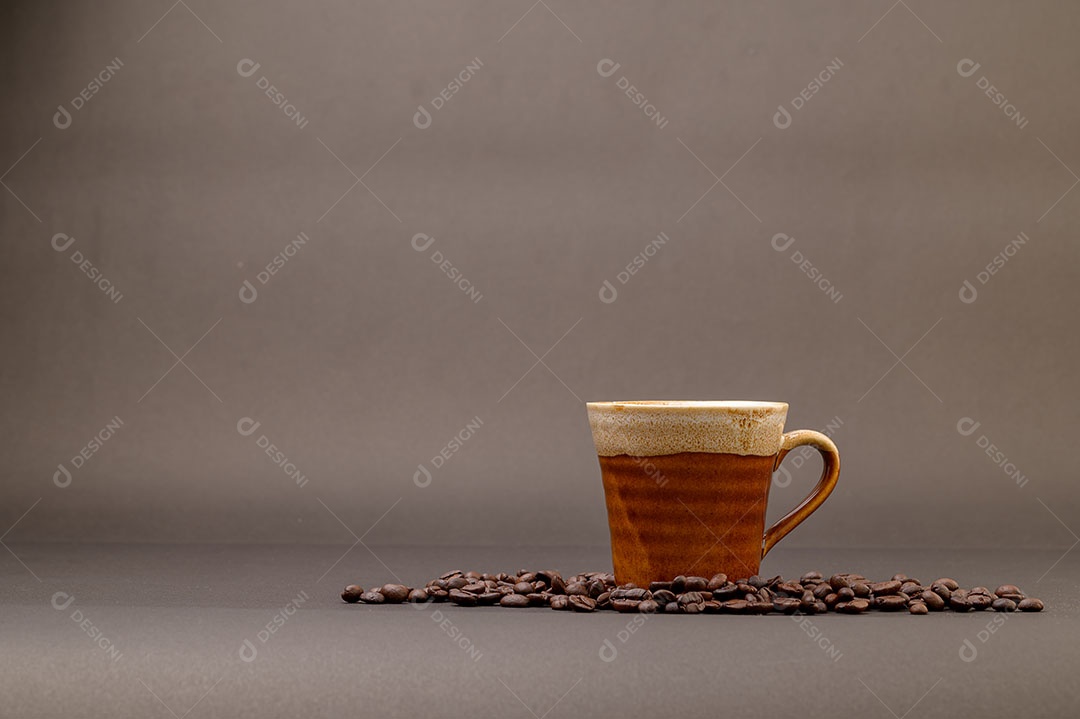 Caneca de café adora beber café dá energia