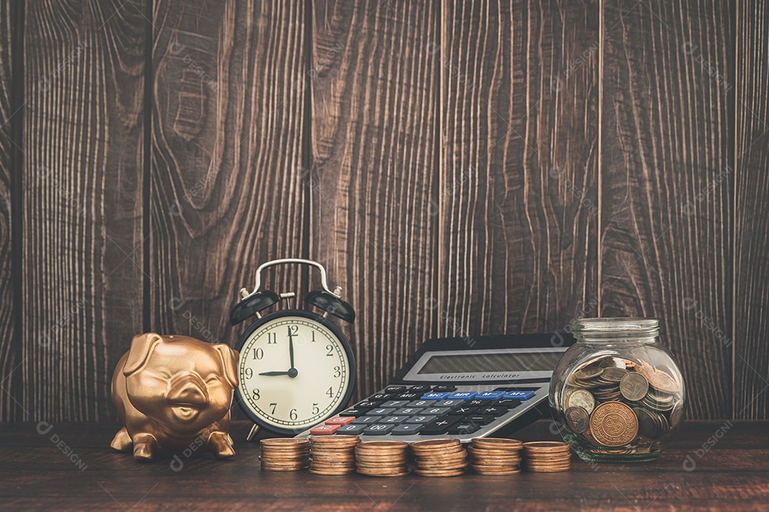 Economizar dinheiro, investir ações, renda financeira