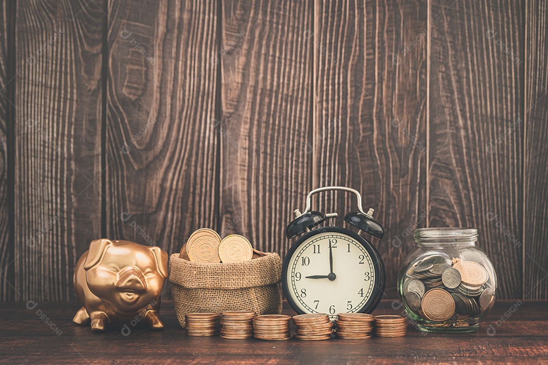 Economizar dinheiro, investir ações, renda financeira